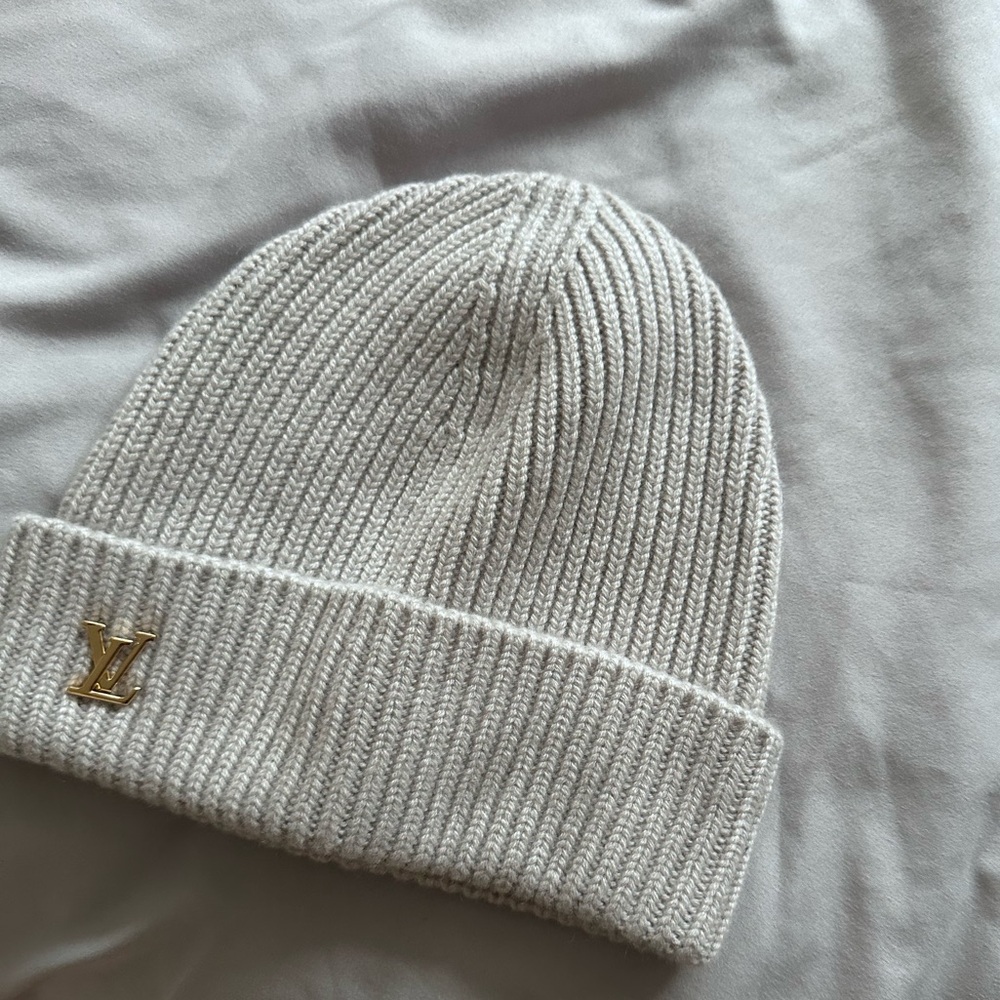 Louis Vuitton Spark Beanie ✨